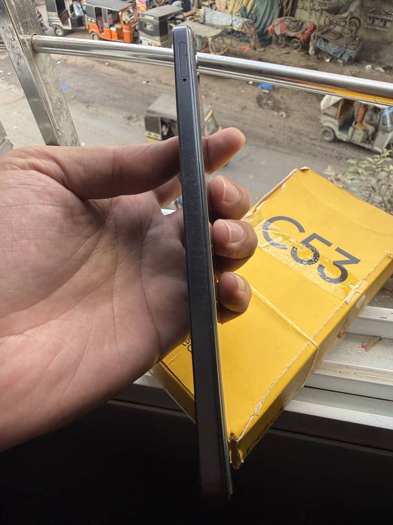 Realme C53 3