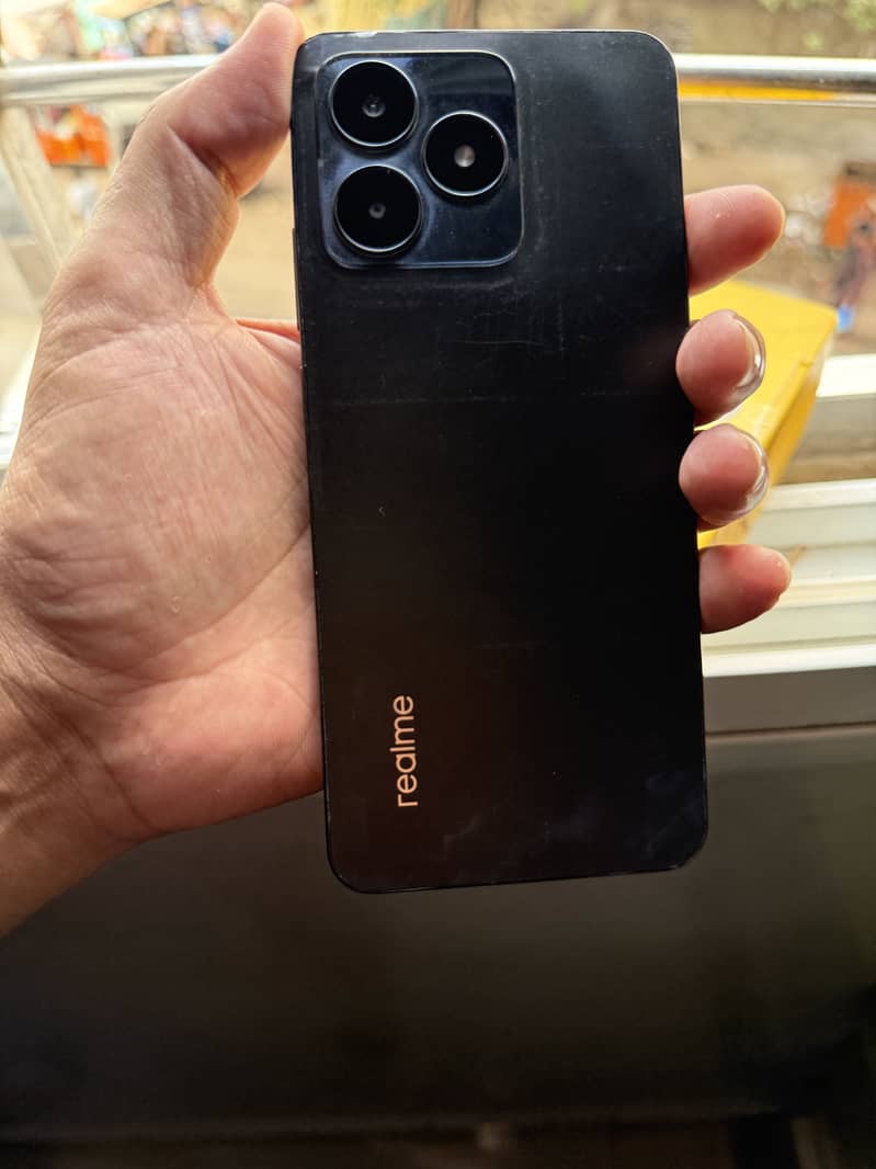 Realme C53 10