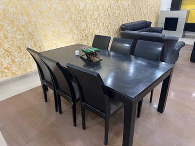Dinning Table for sale