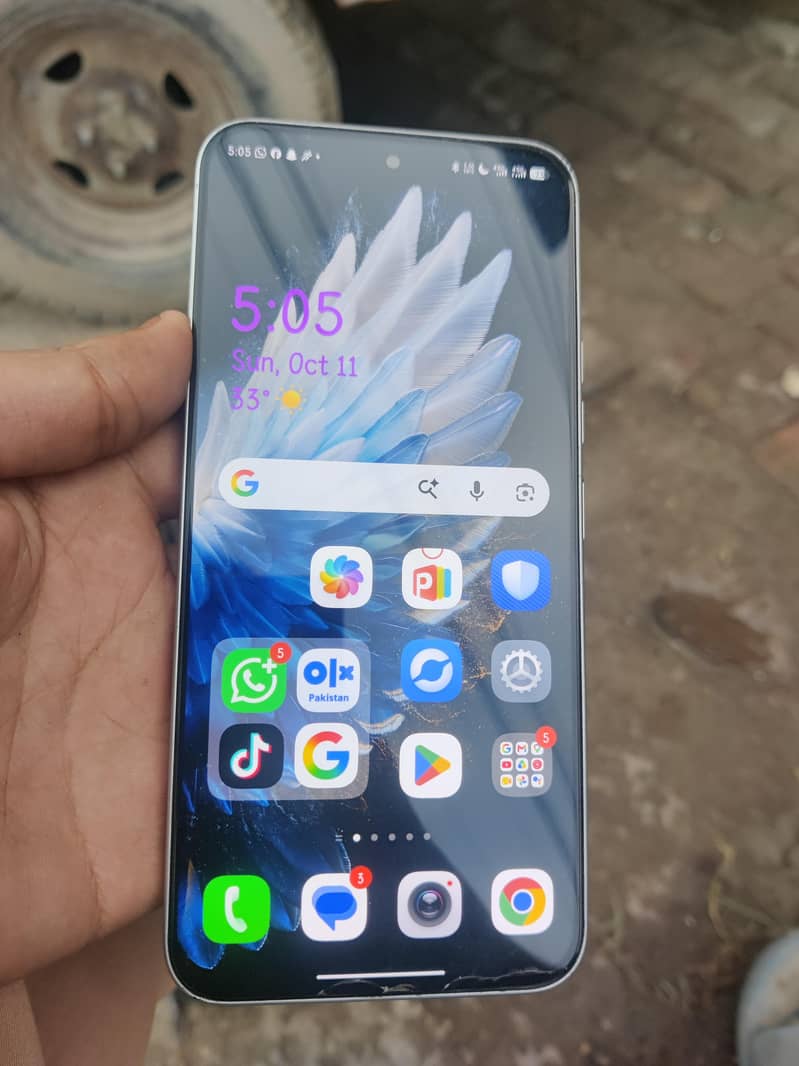 Tecno spark 40 pro 0