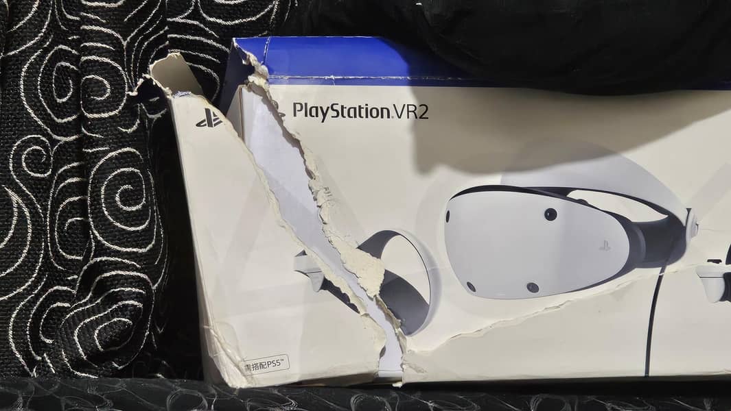 Sony PSVR2 Complete Box - Mint Condition (10/10) 2
