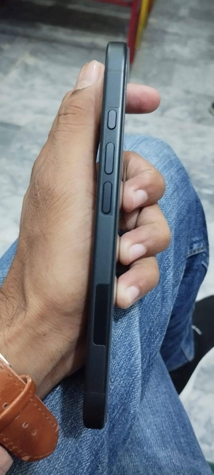 Apple iPhone 16 4