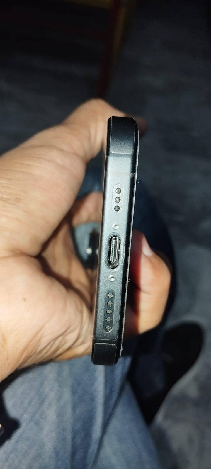 Apple iPhone 16 5