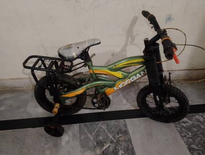 yah bahut acchi cycle hai iske tyron mein awaa bhi Dal sakti hai