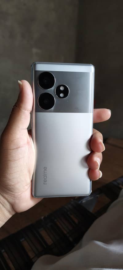 Realme GT Neo6 SE
