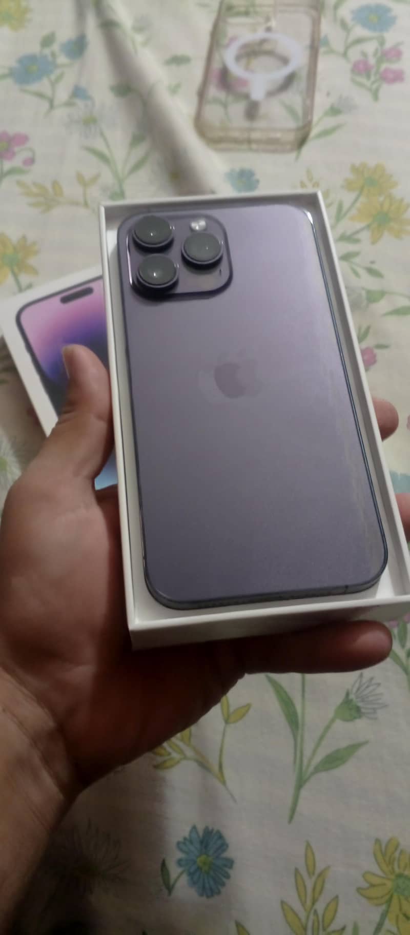 Apple iPhone 14 Pro Max 0