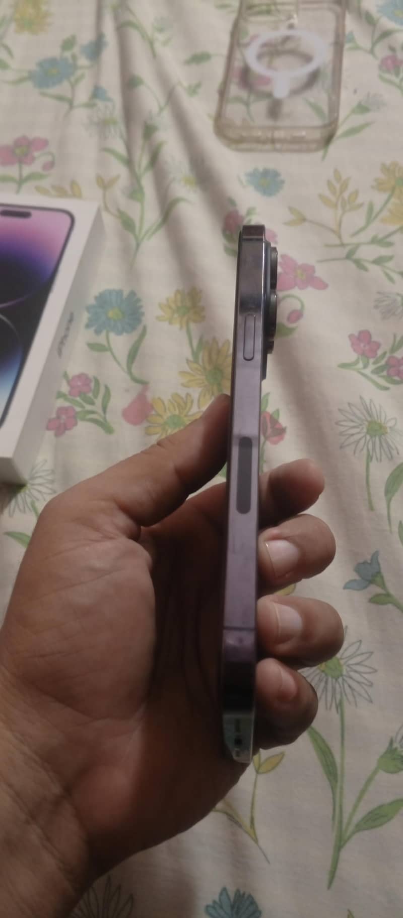 Apple iPhone 14 Pro Max 1