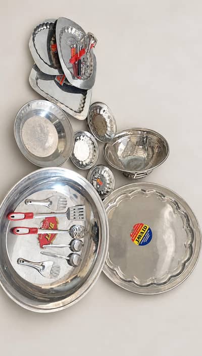 Brand New Stainless Steel Utensils Set for Sale. . . . 51 Pieces. . . .