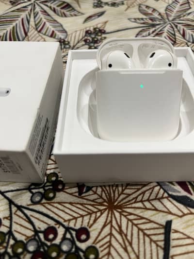 Apple Airpods (2nd Gen) with box