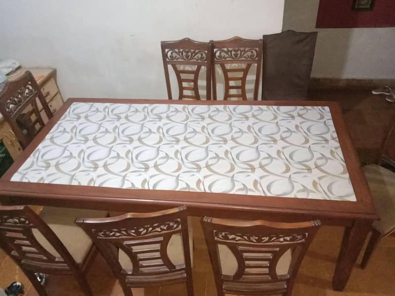 selling dining table 9