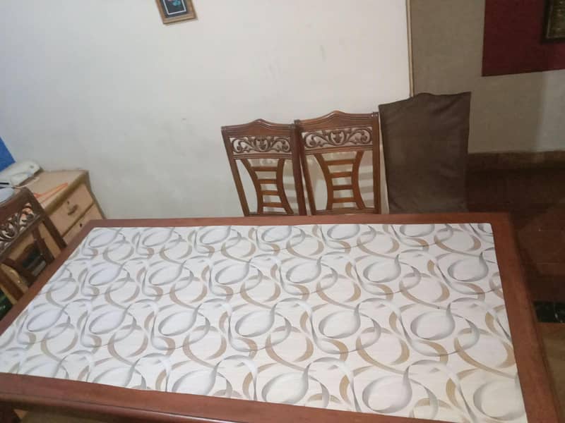 selling dining table 10