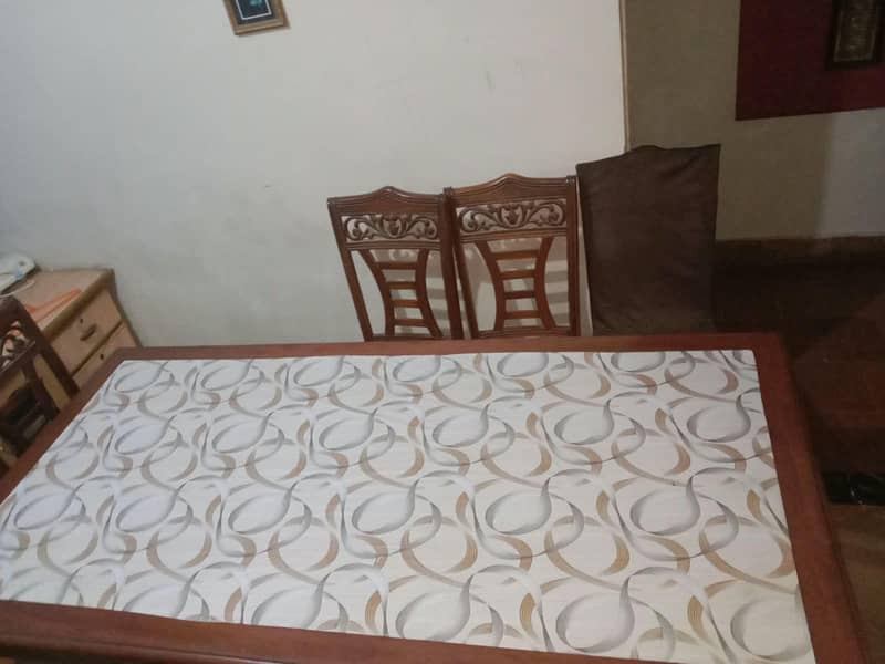 selling dining table 11
