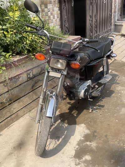 Honda 125 2017 model black color