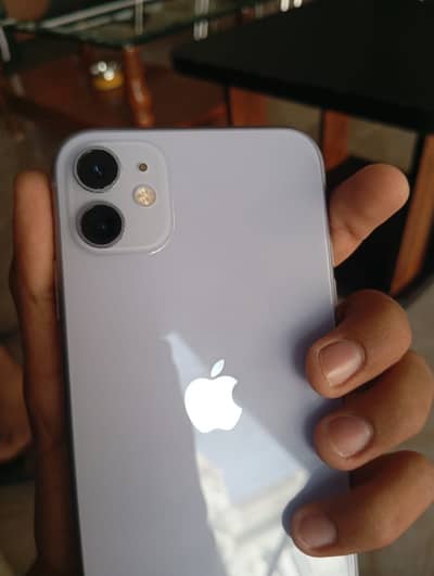 Apple iPhone 11