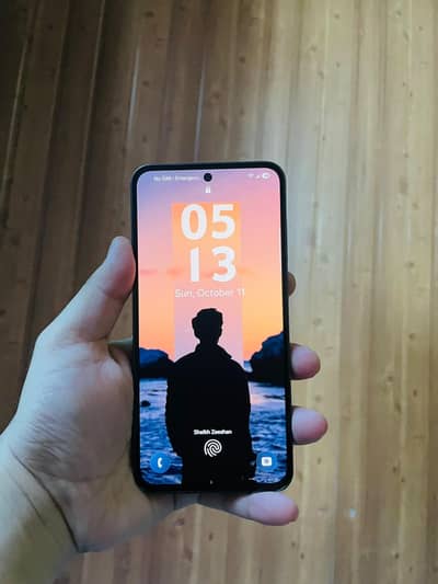 Samsung Mobile S24 FE Waterpack 10/10