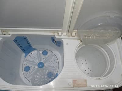 Homage Washing Machine 11KG. Perfect Working Condition. With Box