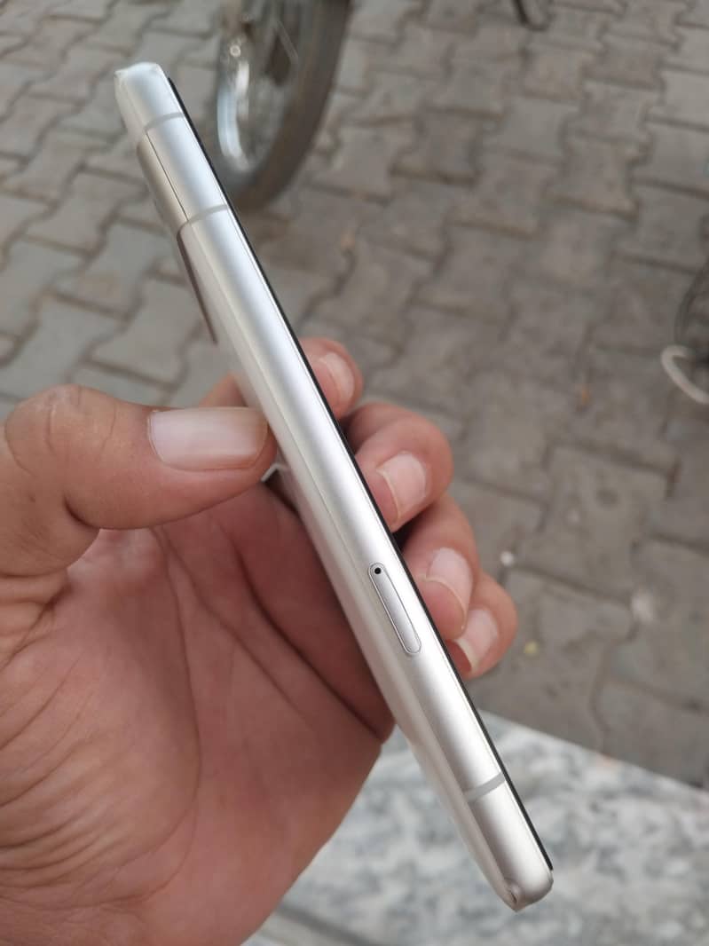 Google Pixel 7a 1