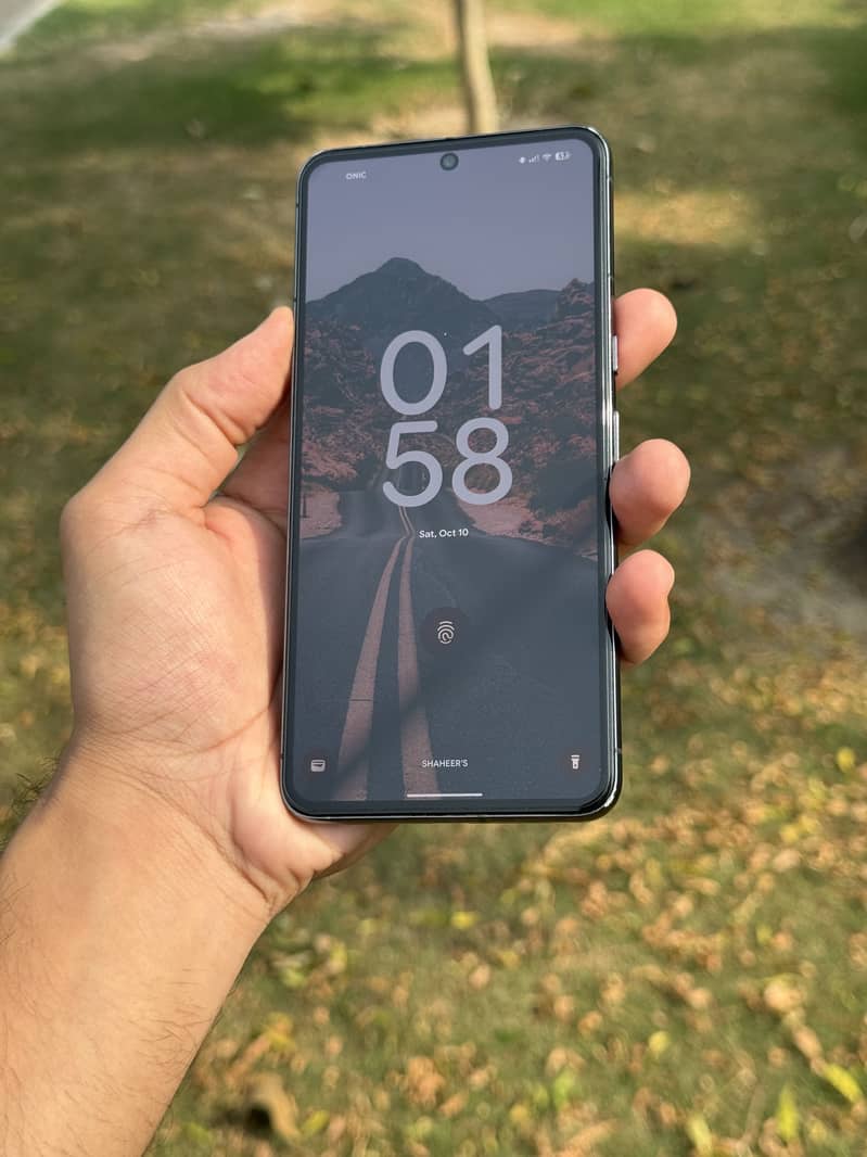 Google Pixel 8 Pro 2