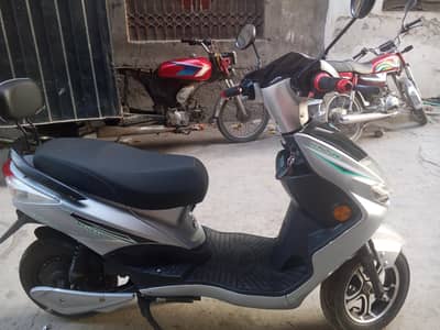 yj future mehran electric scooty