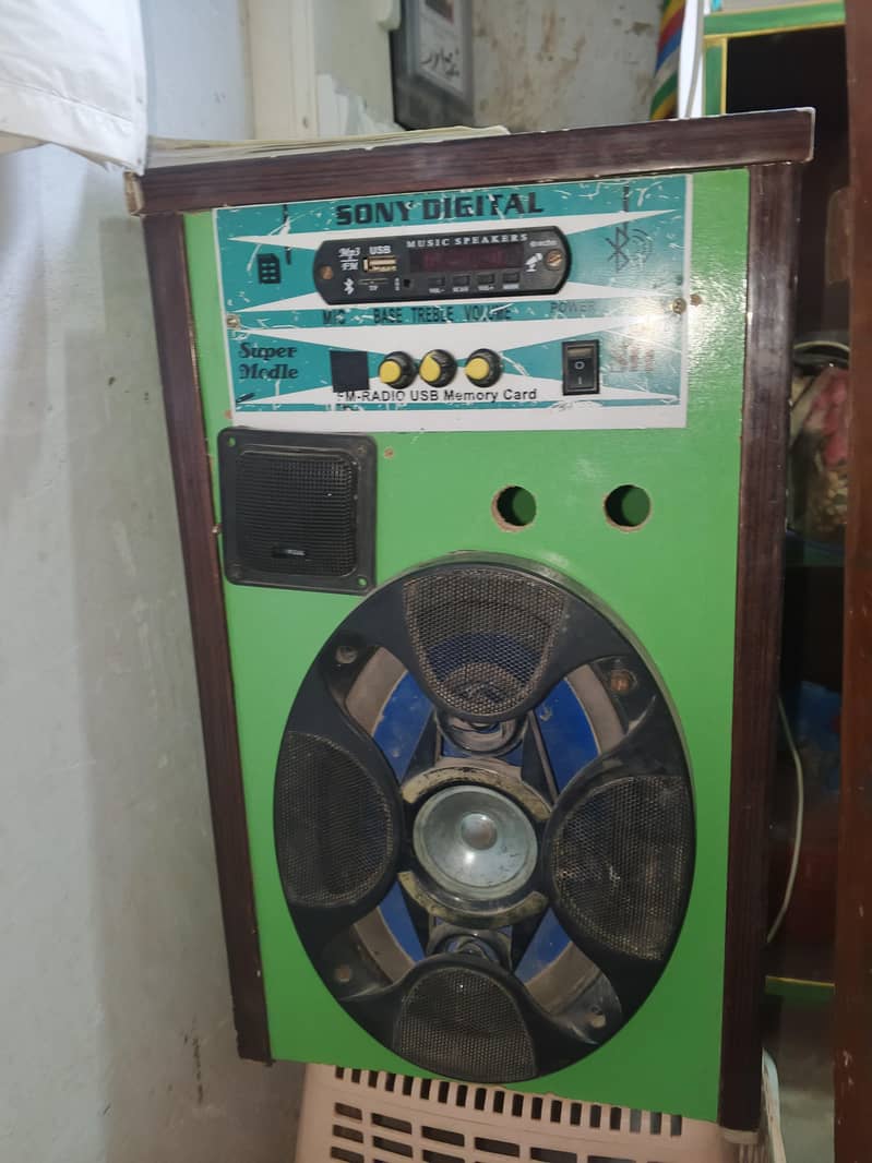 Bluetooth speaker 0