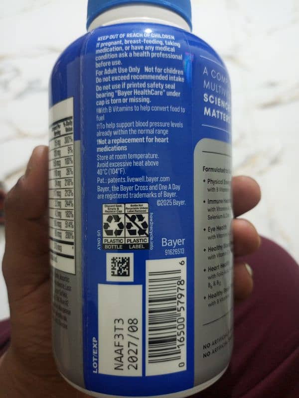 multi vitamins tablets 2