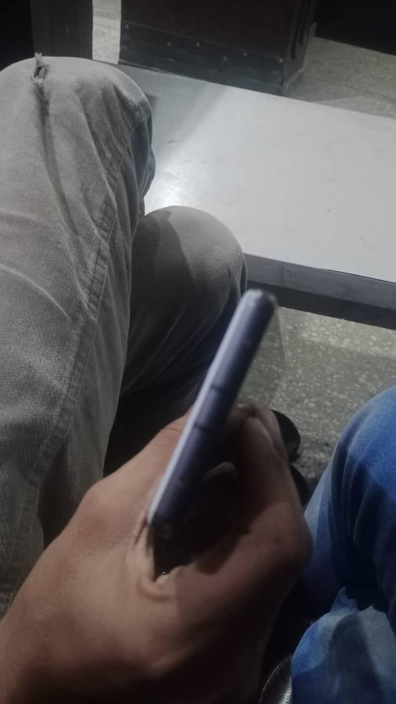 Google Pixel 7a 5