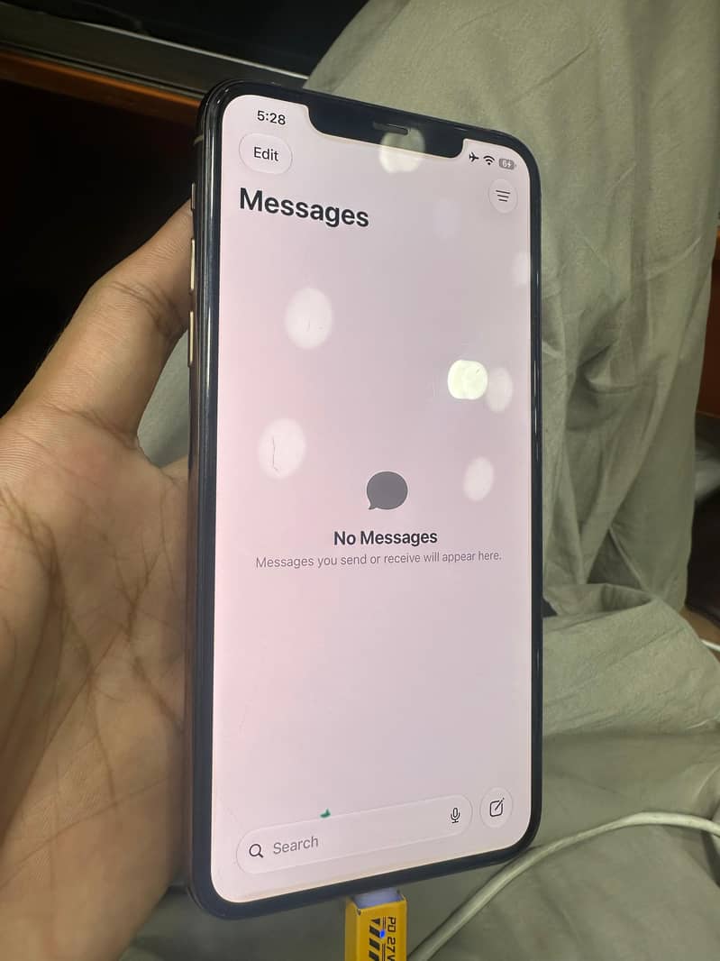 Apple iPhone 11 Pro Max 1