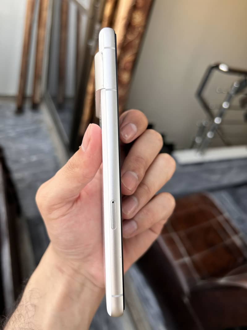 Google Pixel 7 3
