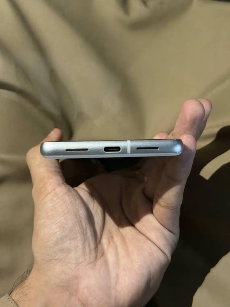 Google Pixel 7 5