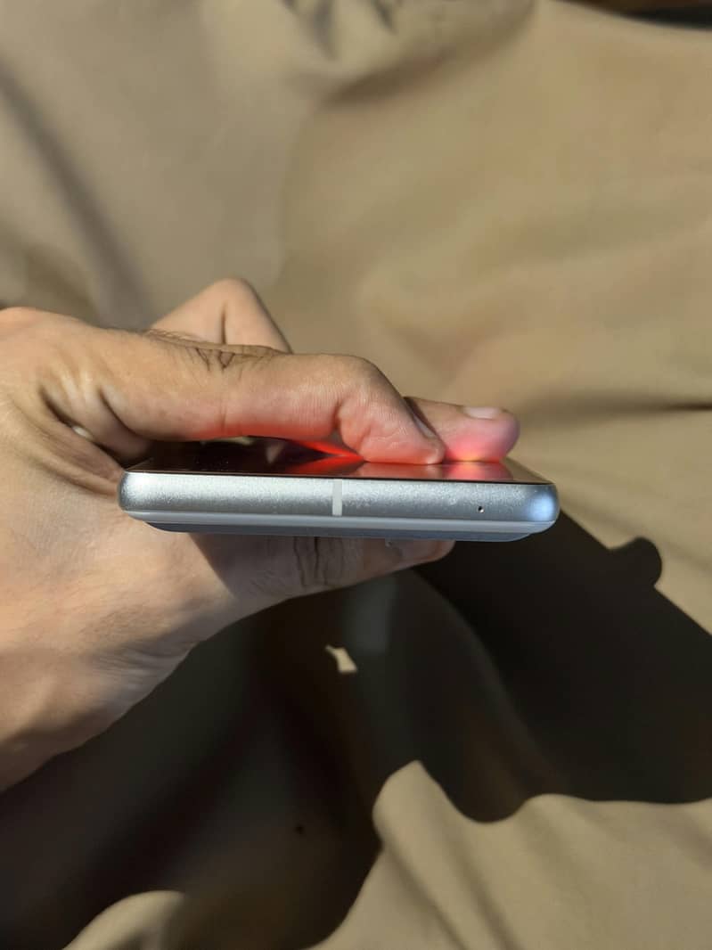 Google Pixel 7 9