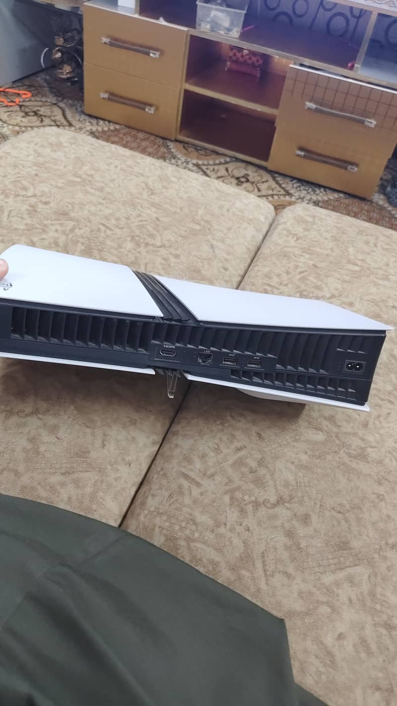 ps5 pro console 2tb 14