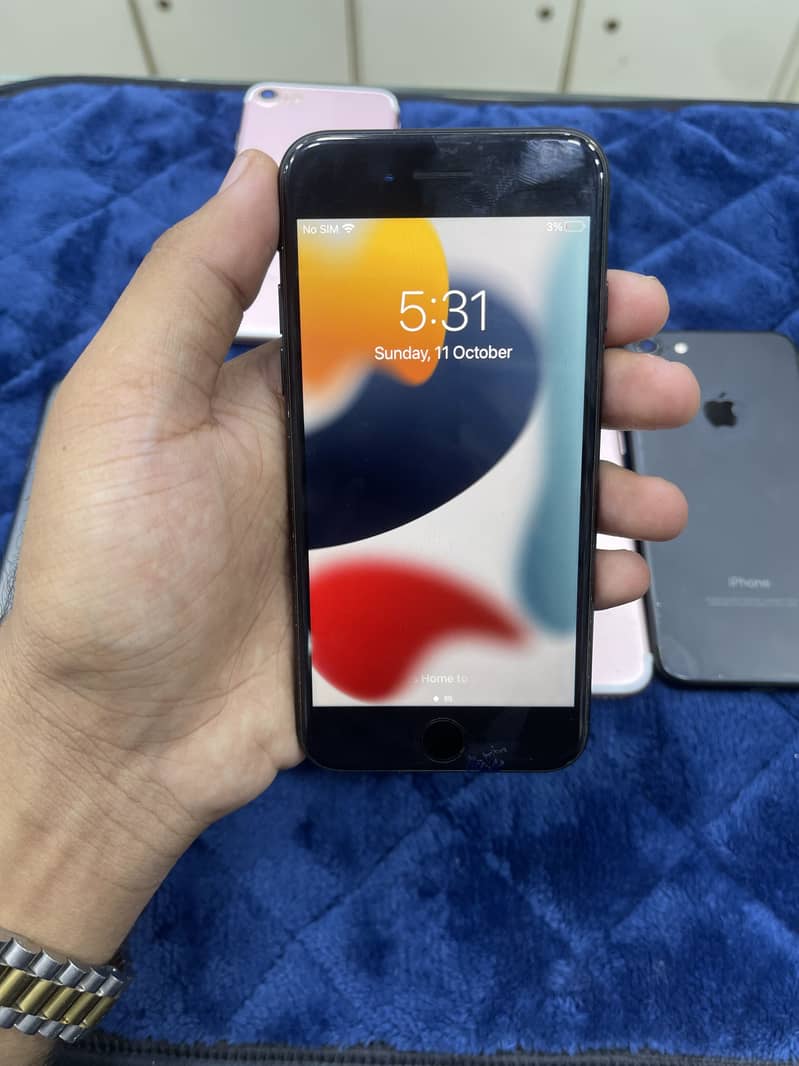 Apple iPhone 7 SIM working 3