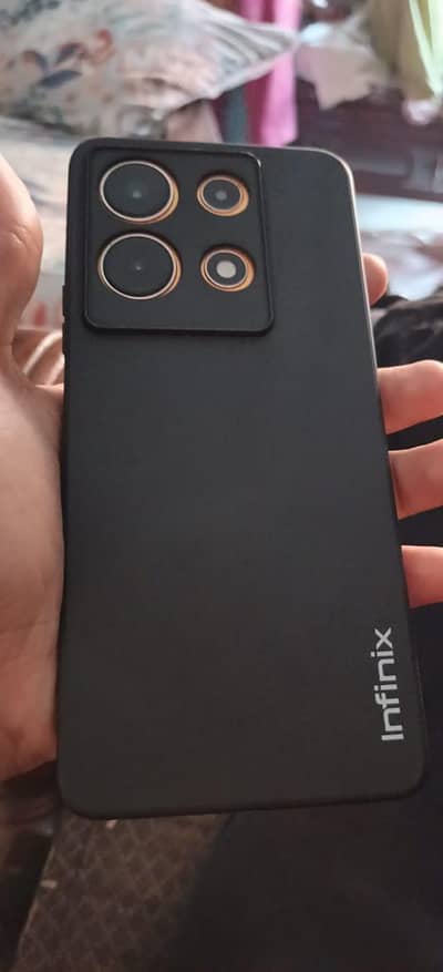 Infinix Note 30