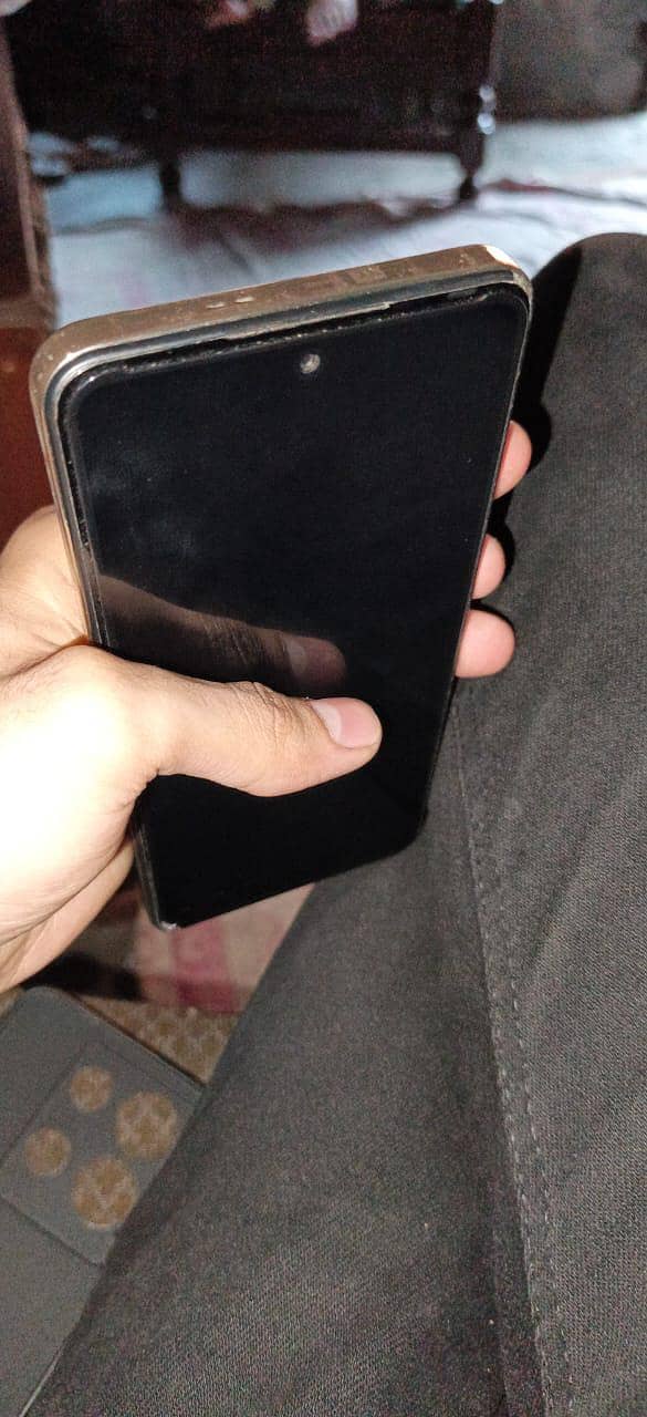 Infinix Note 30 8