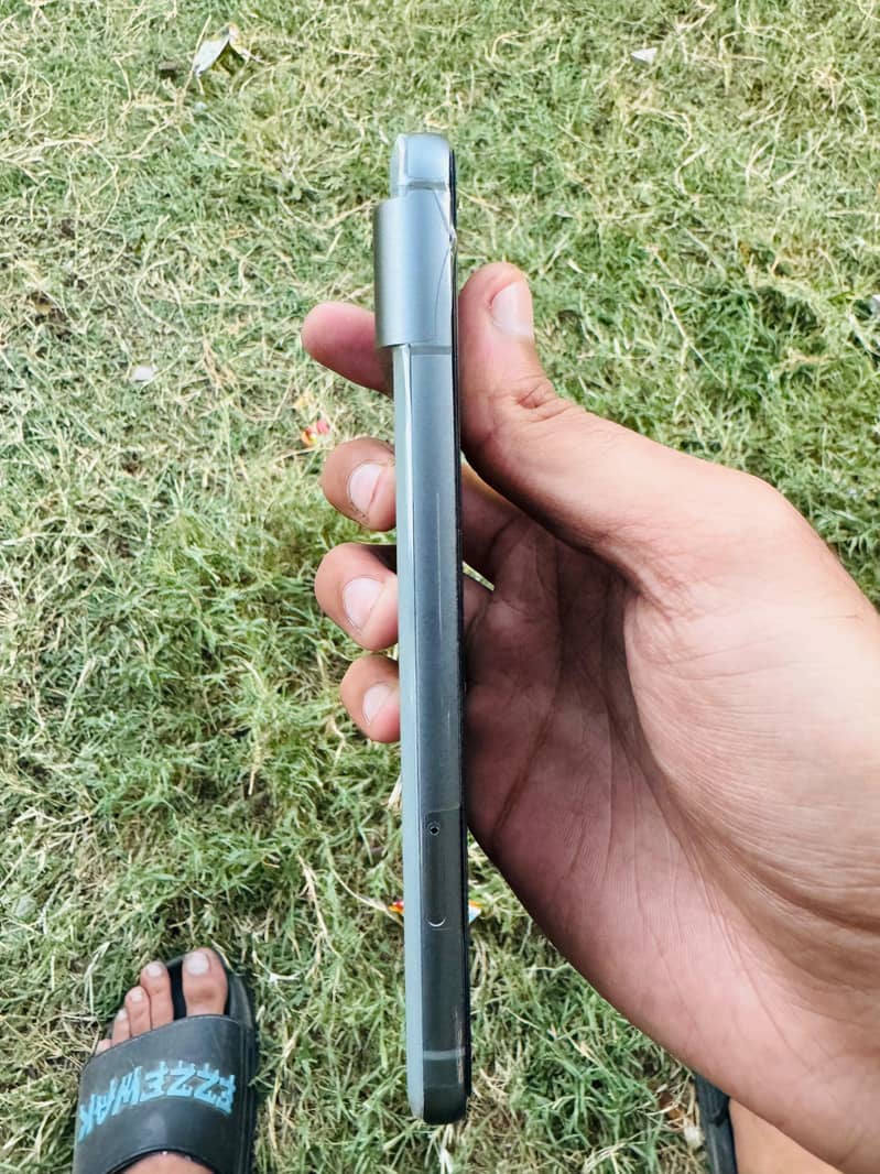 Google Pixel 8 3