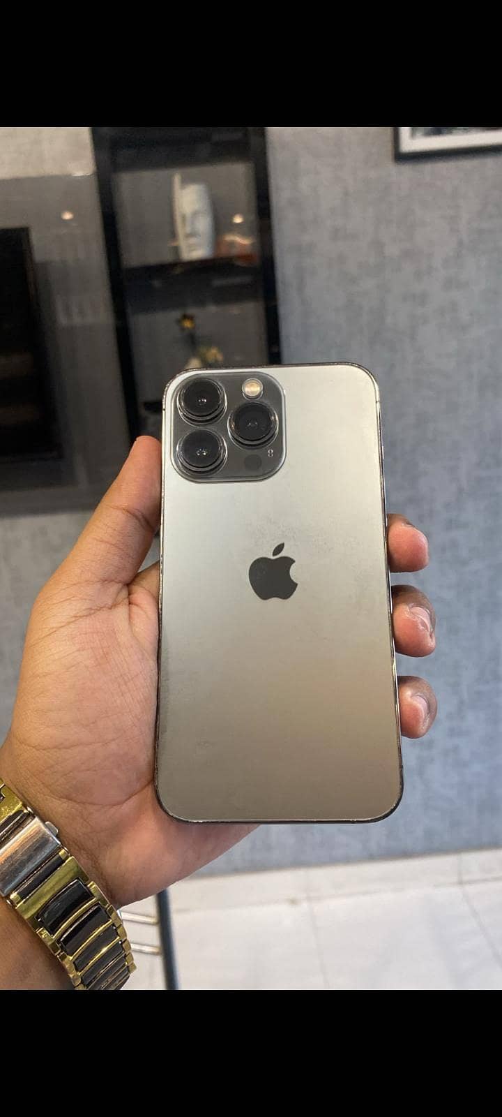 iPhone 13 pro 0