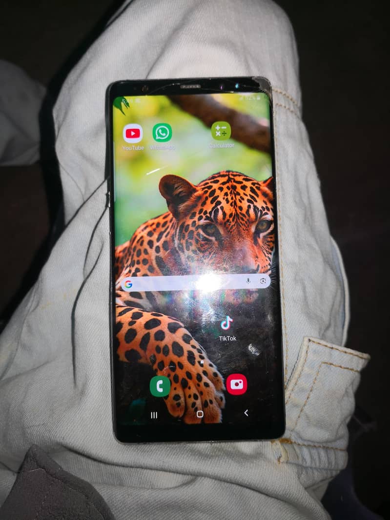 Samsung Mobile Note 8 1