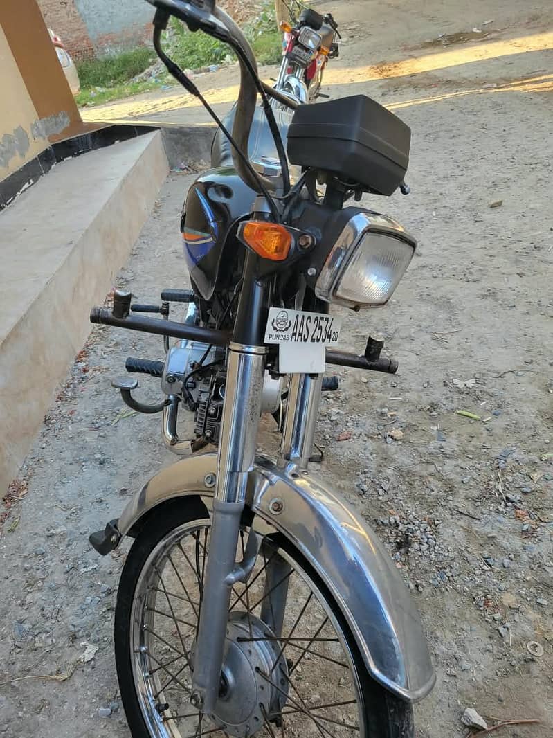 Ghani CD 70 3