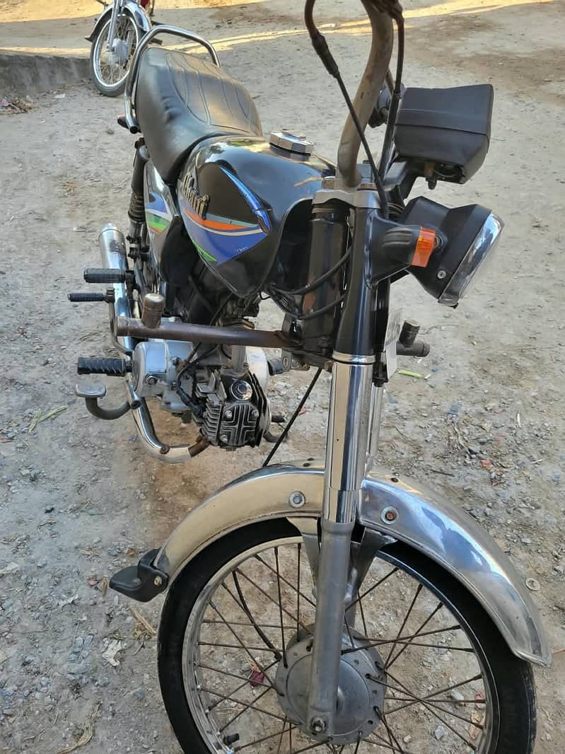 Ghani CD 70 9