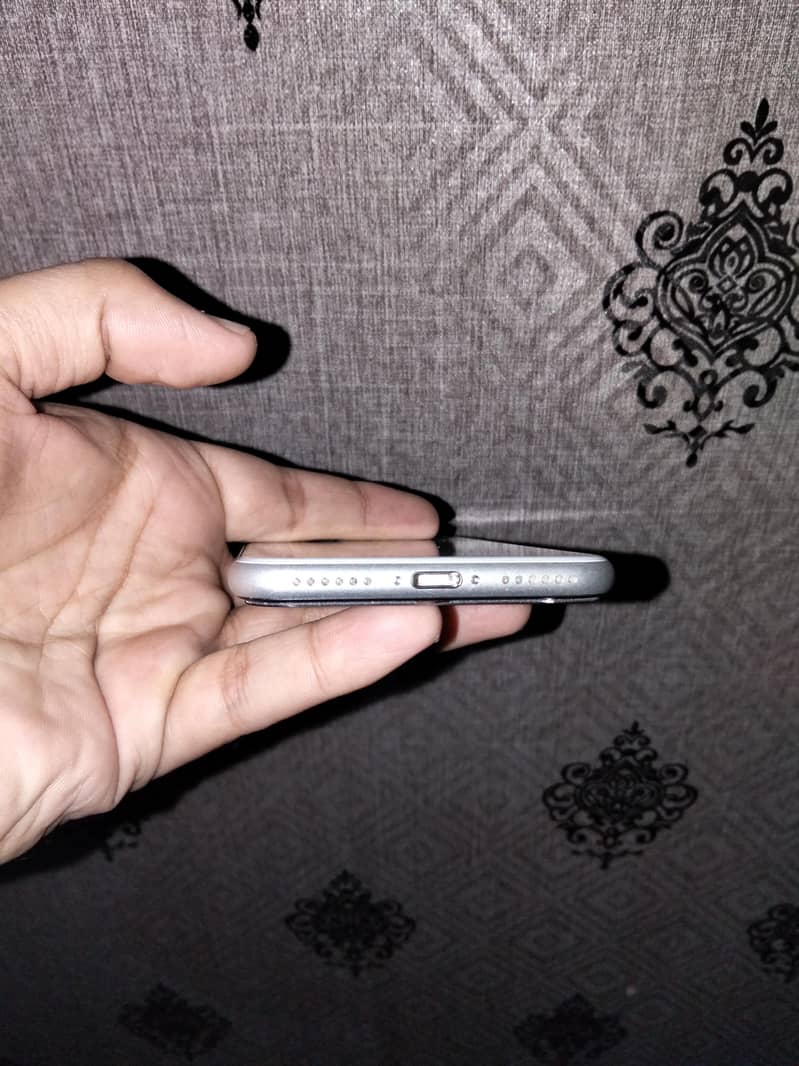 Apple iPhone SE 2