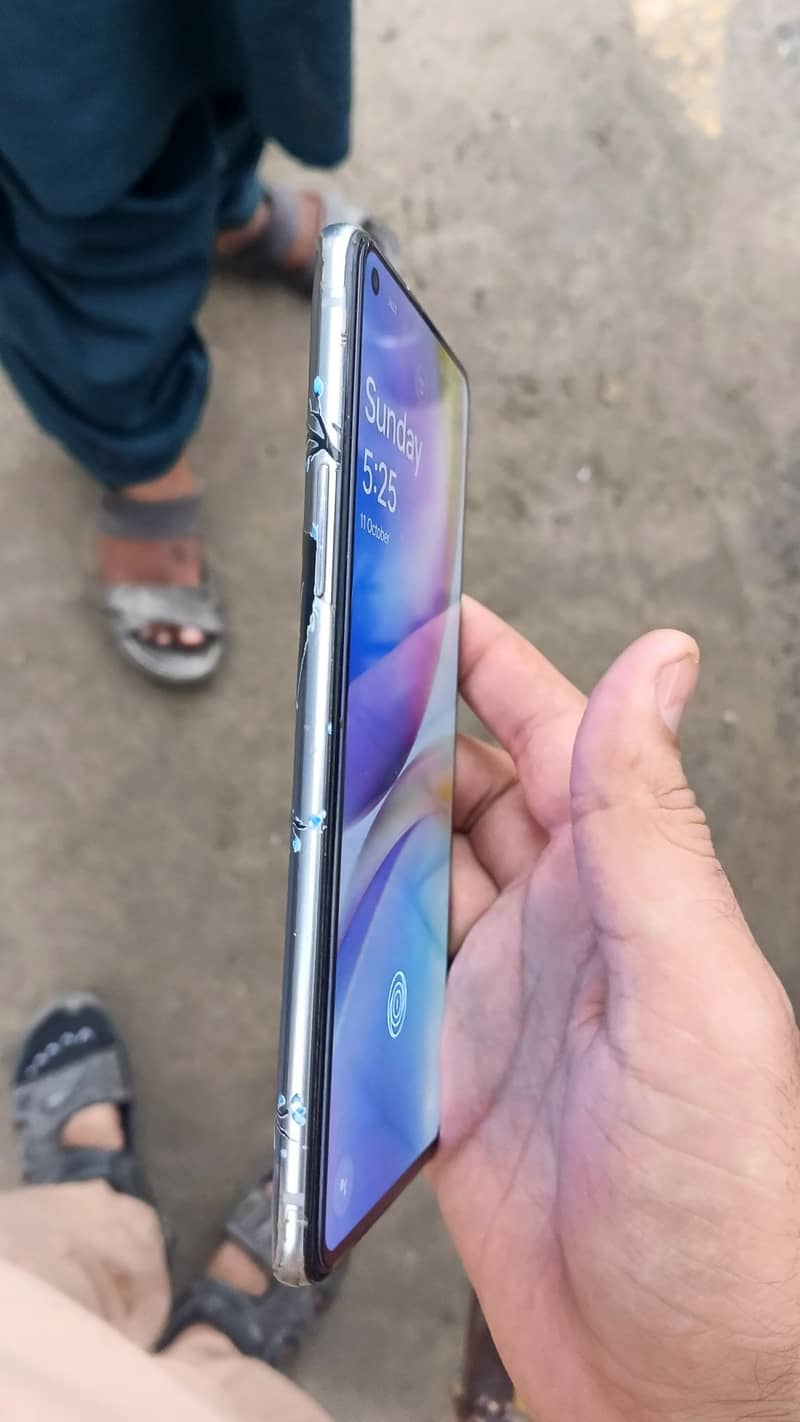 One Plus 8T 2