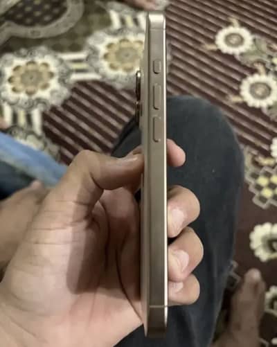 Apple iPhone 16 Pro