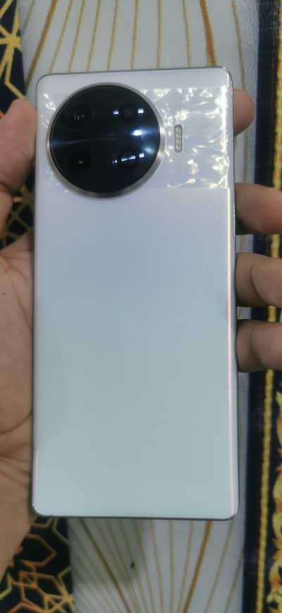 Tecno Spark 20 Pro Plus