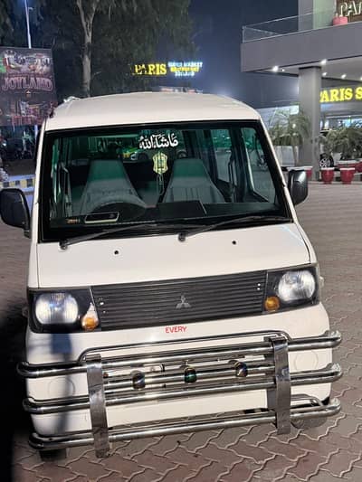 Mitsubishi Minicab Bravo 2010