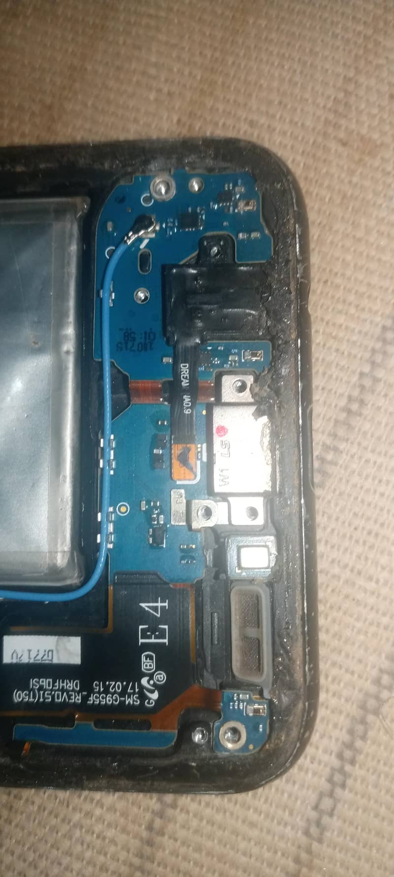Samsung Mobile S8 Plus 2