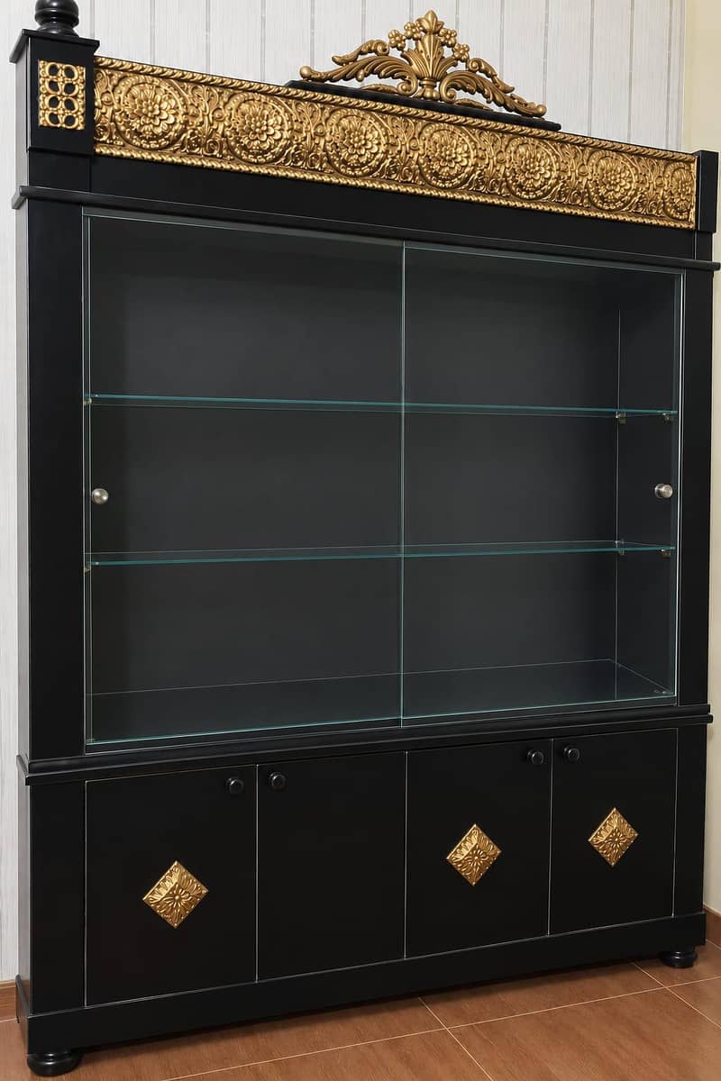 Bed ,Dressing Table , show case 1