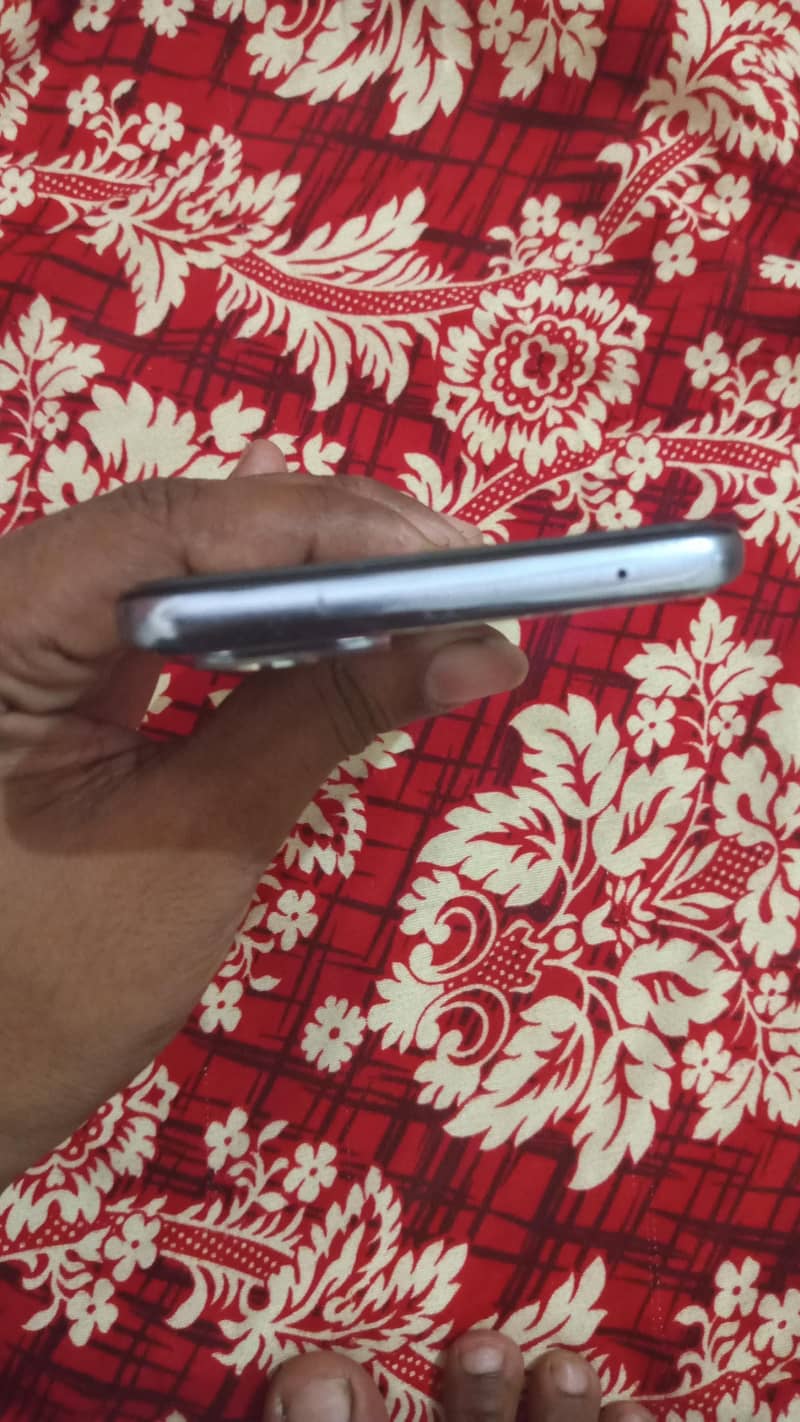 One Plus 9 4