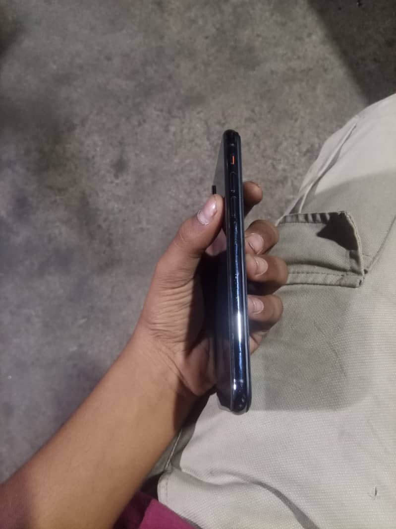 Apple iPhone X 2