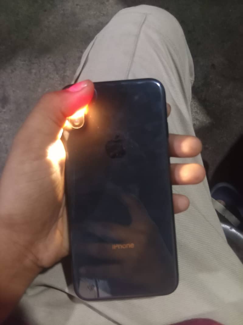 Apple iPhone X 3