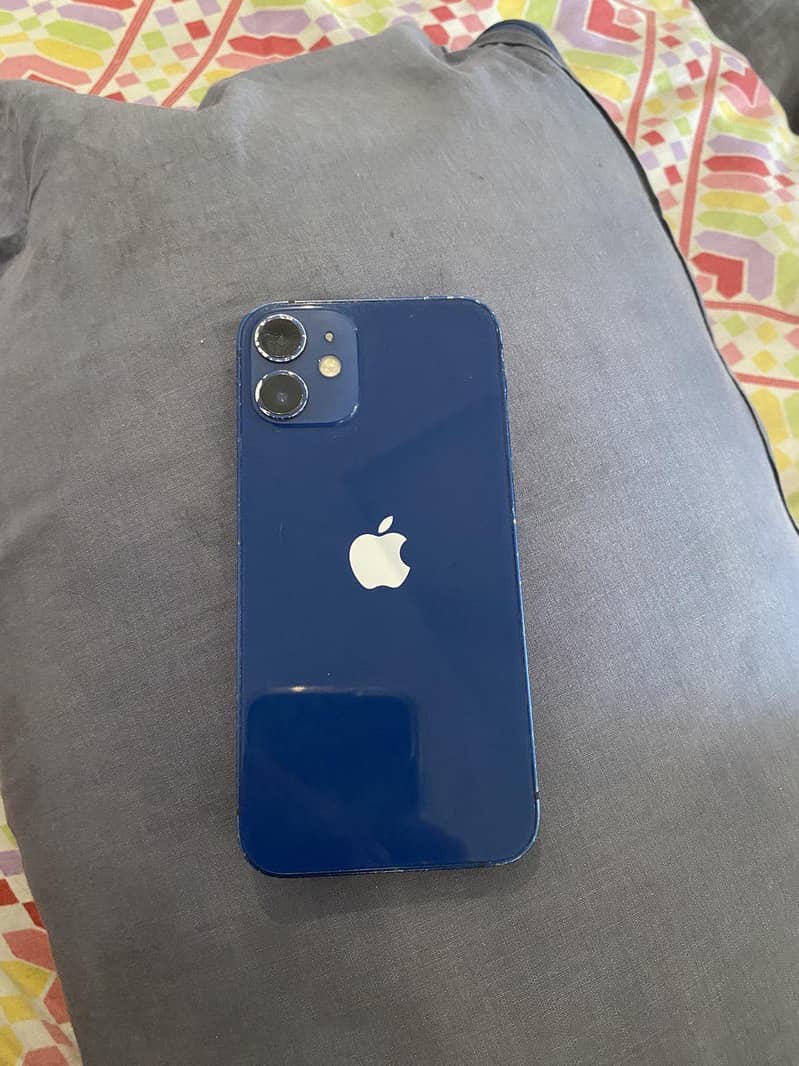 Apple iPhone 12 mini 4